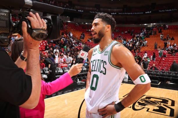 篮球正成为 篮球正成为